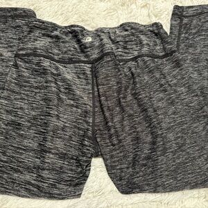 Leggings black and white cropped